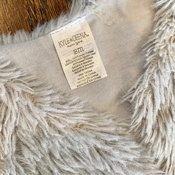 Kyle & Deena 3 Piece Top/Pants/Vest Set Infant 18m - Picture 5 of 6